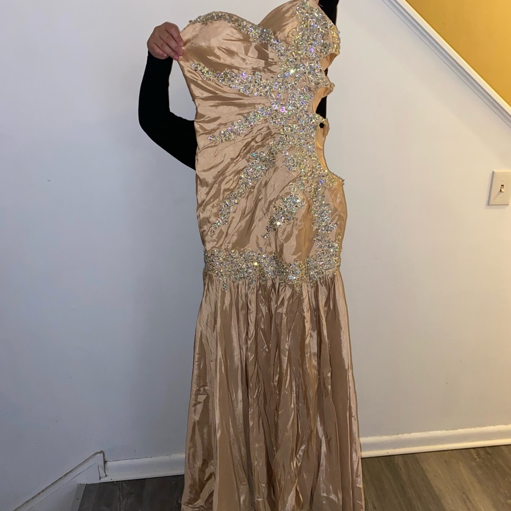Elegant Champagne Prom Dress